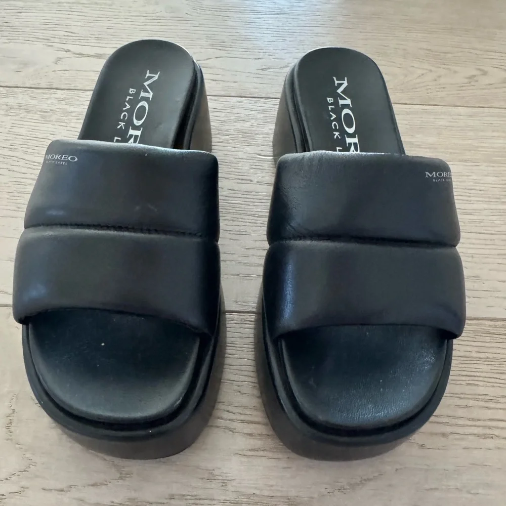 Marco Moreo Milano “Stephanie” Black Sandal size 35